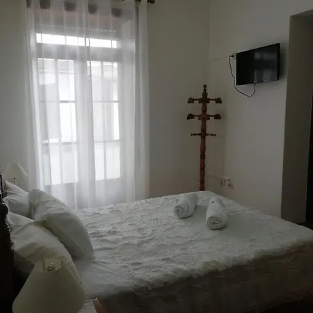 Gouveia 3* Coimbra