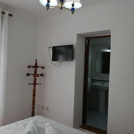 Gouveia 3*
