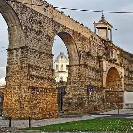 Gouveia 3*