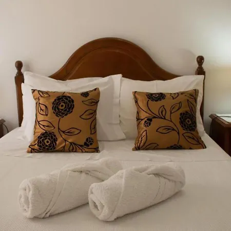 Guest house Gouveia 3*