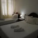 Gouveia בית הארחה 3*